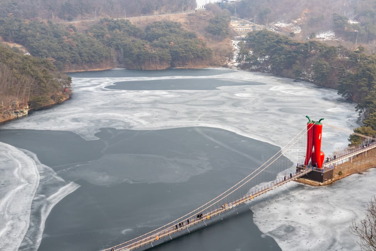 청양 칠갑산 출렁다리 대표 이미지